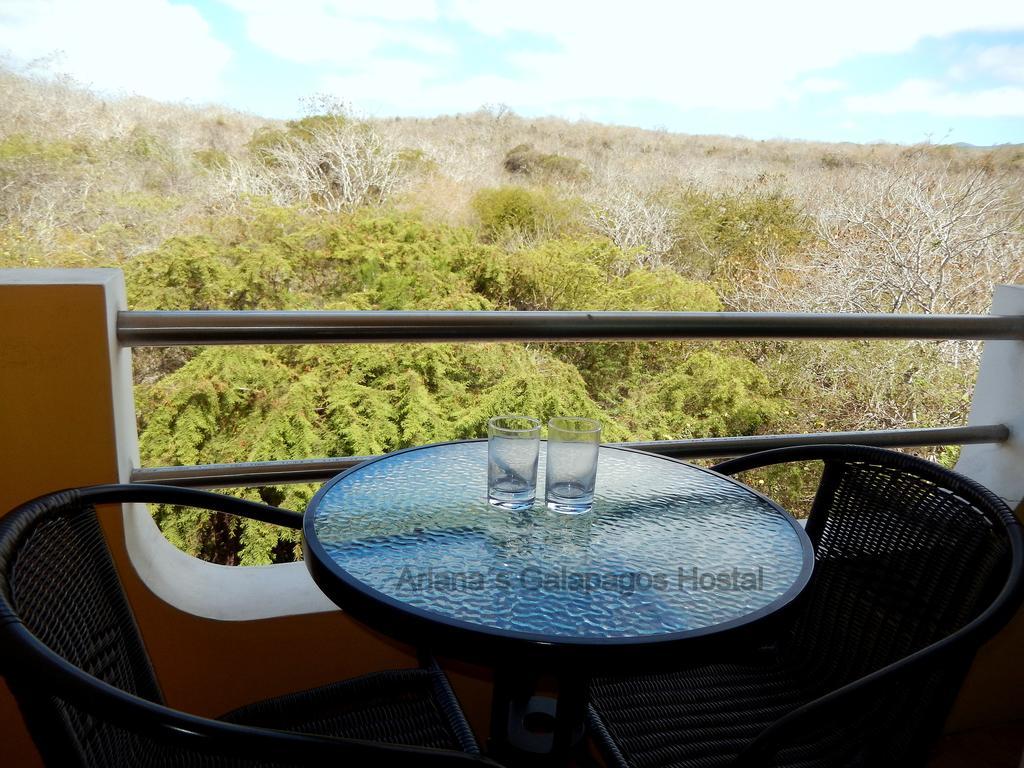 Ariana'S Galapagos Hostal Пуерто-Айора Екстер'єр фото
